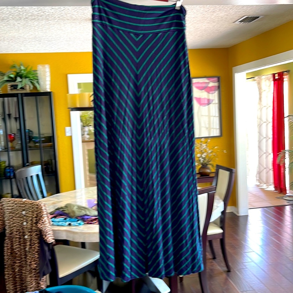 XL long skirt!